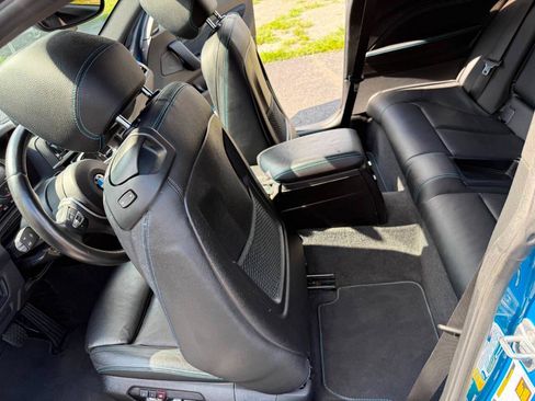 Used 2018 BMW M2 w/ Executive Package RWD image 35