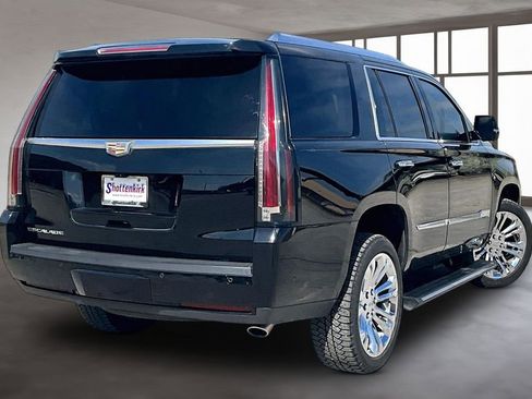 Used 2017 Cadillac Escalade Premium Luxury w/ LPO, Radiant Package image 6