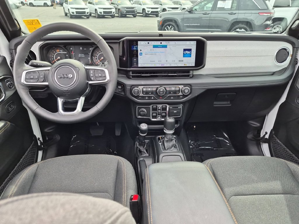 Certified 2026 Jeep Wrangler Unlimited Sahara AWD/4WD image 22