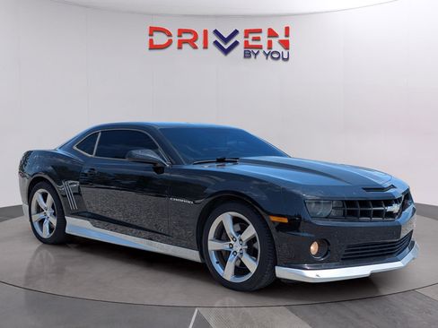 Used 2011 Chevrolet Camaro SS w/ RS Package RWD image 7