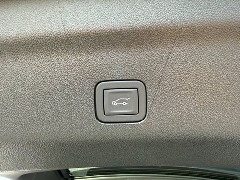 New 2026 Chevrolet Tahoe Premier w/ Sun And Tow Package image 32