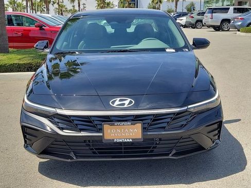New 2026 Hyundai Elantra Hybrid FWD image 29