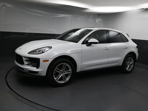 Used 2020 Porsche Macan AWD/4WD image 4