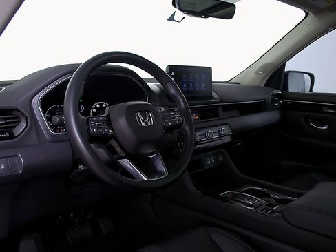 Used 2024 Honda Pilot Touring image 14