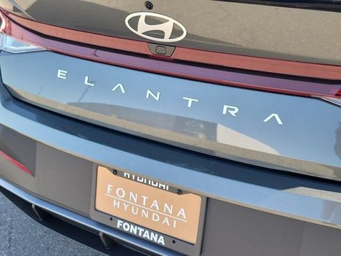 New 2026 Hyundai Elantra SEL Sport FWD image 28