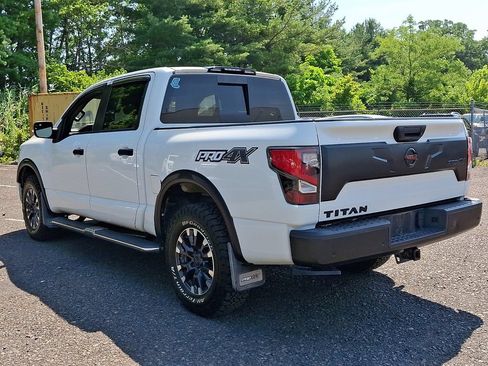 Used 2021 Nissan Titan PRO-4X w/ Pro-4x Convenience Package AWD/4WD image 4