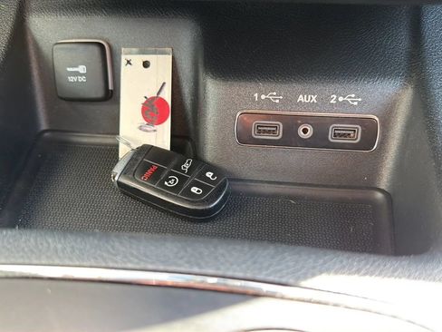Used 2018 Dodge Durango GT w/ Premium Group AWD/4WD image 18