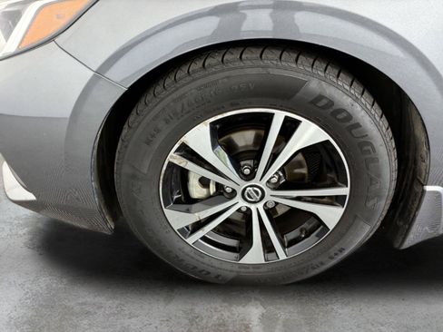 Used 2020 Nissan Sentra SV FWD image 16