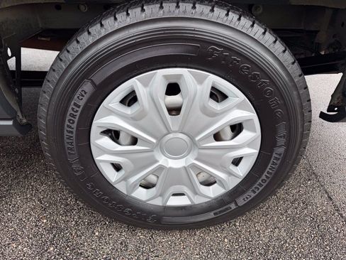 Used 2018 Ford Transit 350 XL RWD image 24