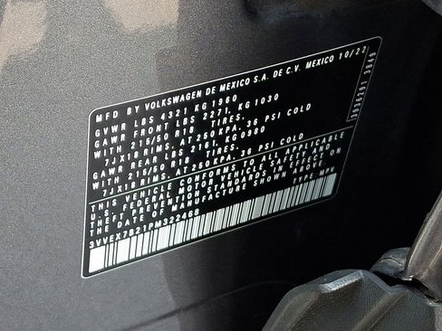 Certified 2023 Volkswagen Taos SE w/ Panoramic Sunroof Package FWD image 28