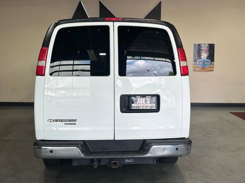 Used 2016 Chevrolet Express 3500 LT w/ LT Preferred Equipment Group image 8