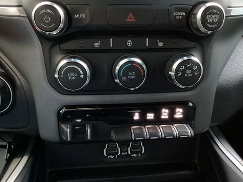 Used 2022 RAM 2500 Big Horn w/ Level A Equipment Group AWD/4WD image 16