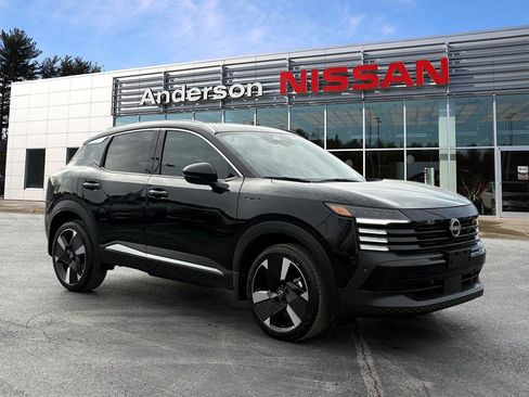 Certified 2025 Nissan Kicks SR image 1