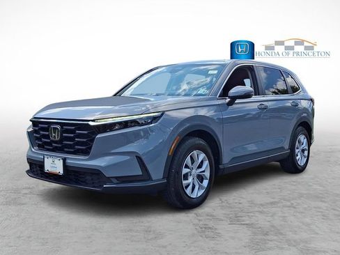 Certified 2025 Honda CR-V LX image 3