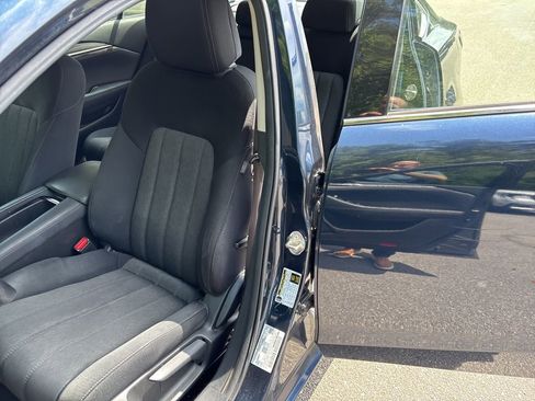 Used 2020 MAZDA MAZDA6 Sport FWD image 3