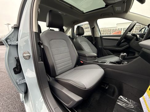 New 2026 Volkswagen Jetta SE image 25