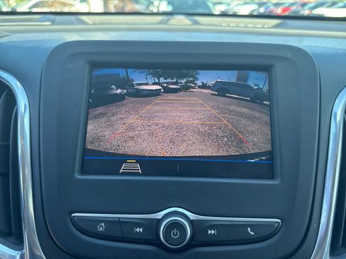 Used 2020 Chevrolet Equinox LT image 21