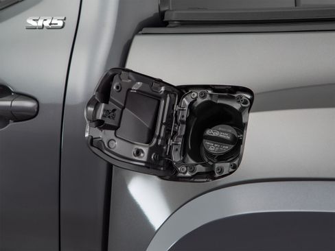Used 2018 Toyota Tacoma SR5 RWD image 53