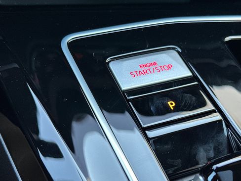 New 2025 Volkswagen GTI SE image 21