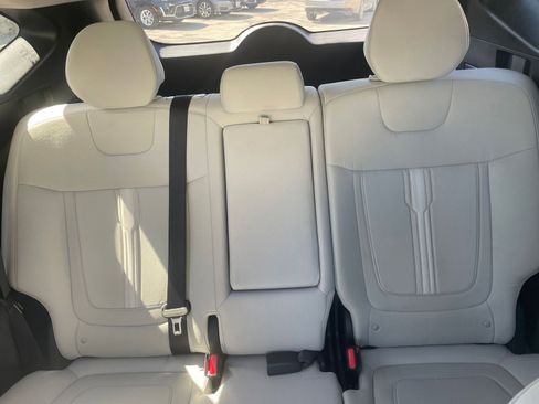 Used 2025 Hyundai Tucson SEL image 40