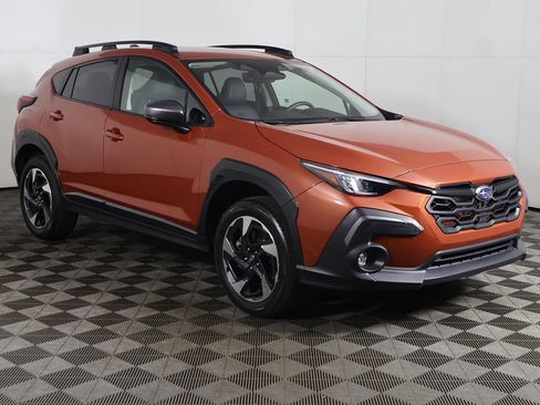 Used 2024 Subaru Crosstrek 2.5i Limited AWD/4WD image 2