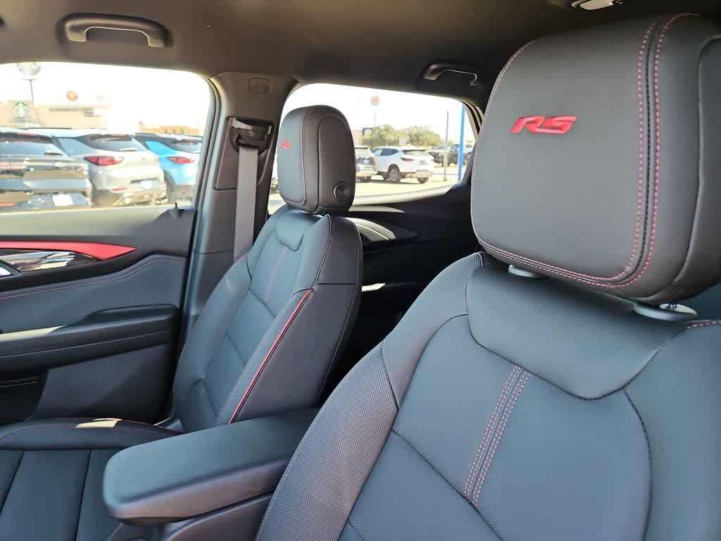 Used 2025 Chevrolet TrailBlazer RS w/ Convenience Package FWD image 22