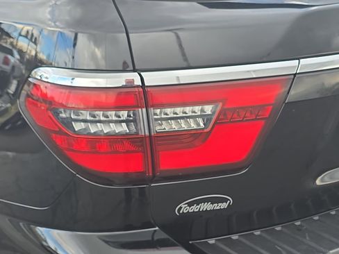 Used 2022 Nissan Armada Platinum AWD/4WD image 36