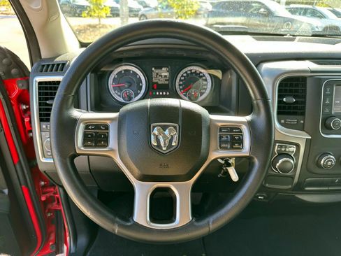 Used 2022 RAM 1500 Classic SLT image 20