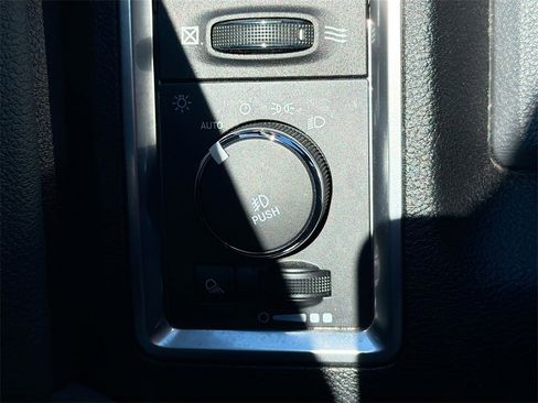 Used 2018 RAM 1500 Big Horn image 10