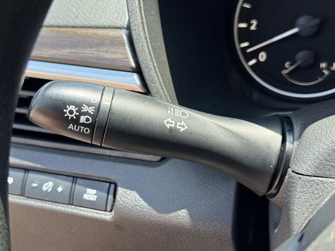 Used 2023 Nissan Altima 2.5 SV image 28