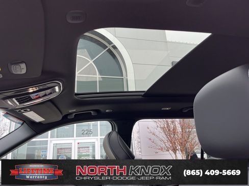 New 2025 Jeep Grand Cherokee L Limited image 13