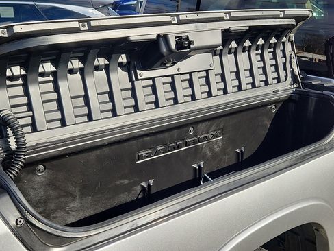 Used 2020 RAM 1500 Laramie image 32