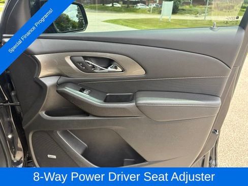 Used 2023 Chevrolet Traverse Premier w/ LPO, Floor Liner Package AWD/4WD image 30