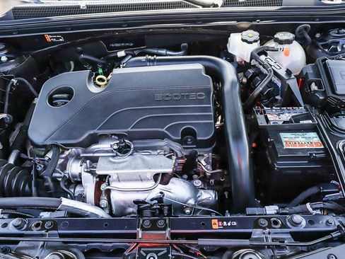 Used 2023 Chevrolet Malibu LT image 31