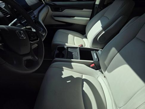 Used 2026 Honda Odyssey EX-L image 13