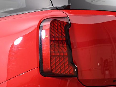 Certified 2025 MINI Cooper Countryman S AWD/4WD image 13