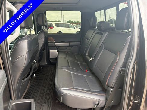 Used 2022 Ford F150 Lariat w/ Equipment Group 502A High AWD/4WD image 3