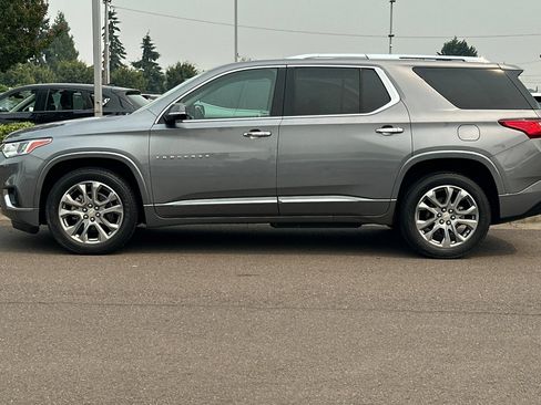 Used 2019 Chevrolet Traverse Premier AWD/4WD image 7