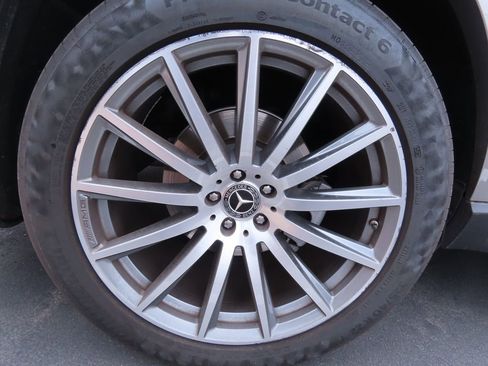 Used 2020 Mercedes-Benz GLS 580 GLS 580 image 17