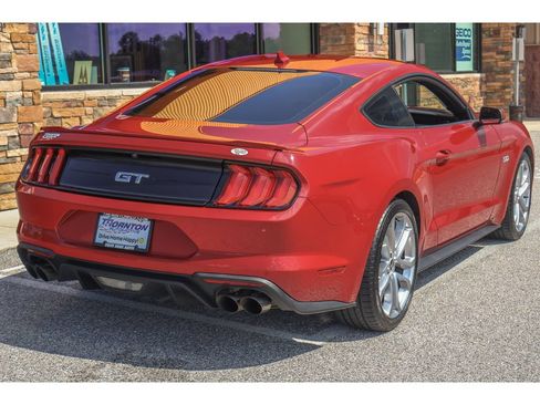 Used 2022 Ford Mustang GT Premium w/ Equipment Group 401A RWD image 3