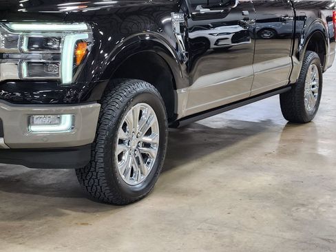 Used 2025 Ford F150 King Ranch w/ FX4 Off-Road Package AWD/4WD image 17