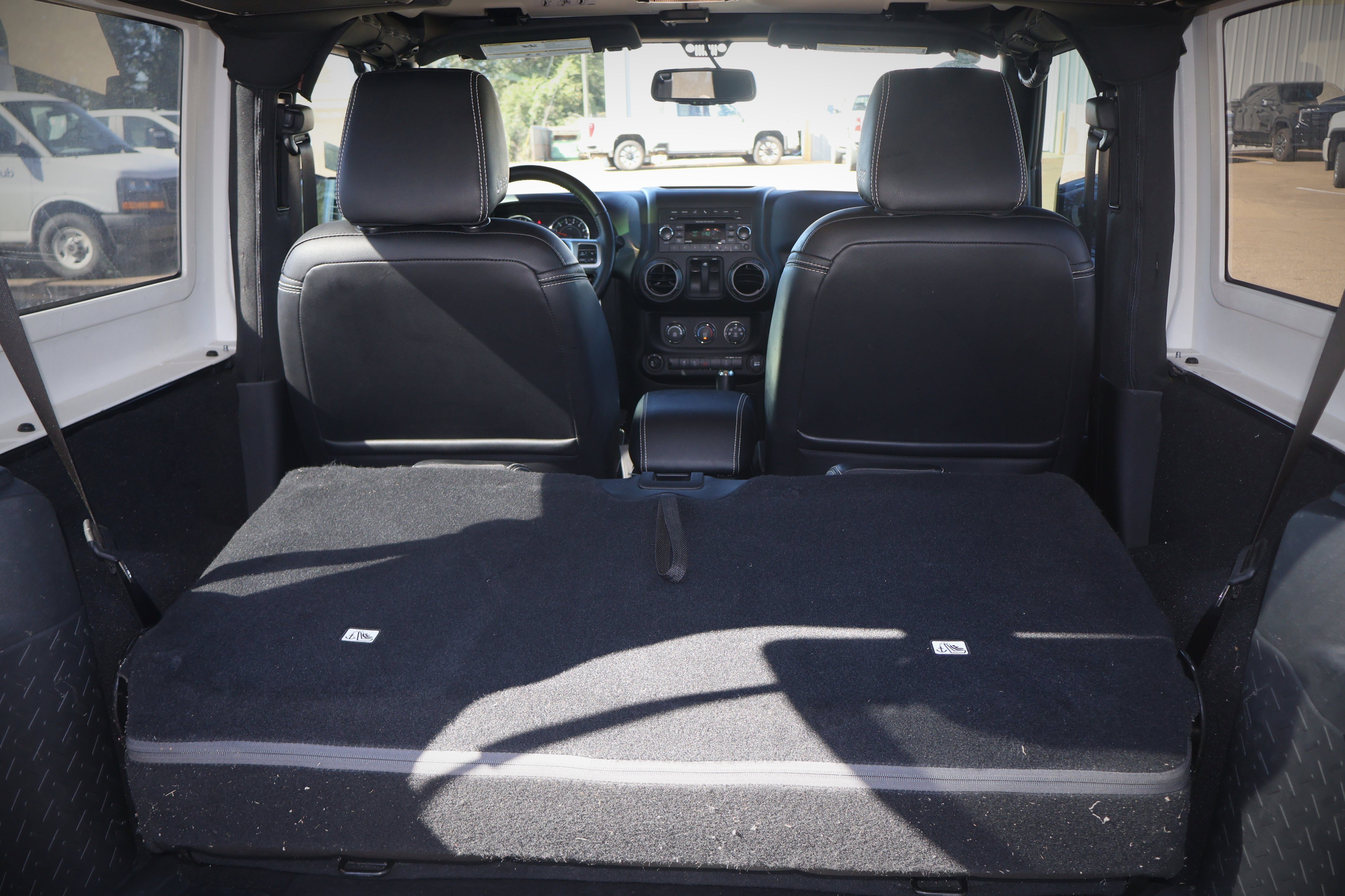 Used 2018 Jeep Wrangler Sport AWD/4WD image 25