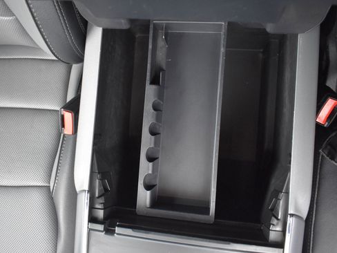 Used 2023 Ford F150 Lariat image 22