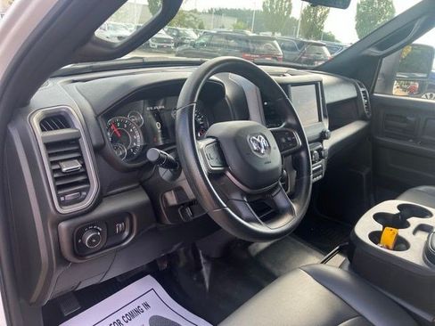 Used 2024 RAM 2500 Tradesman w/ Chrome Appearance Group AWD/4WD image 13