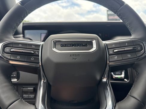 New 2026 GMC Yukon XL Denali w/ Denali Reserve Package AWD/4WD image 26