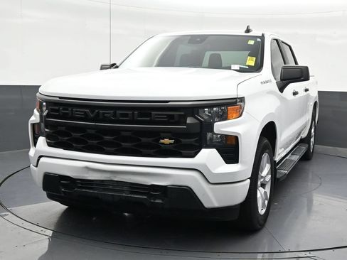 Used 2022 Chevrolet Silverado 1500 Custom RWD image 9