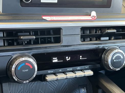 Certified 2025 Toyota Tacoma SR image 18