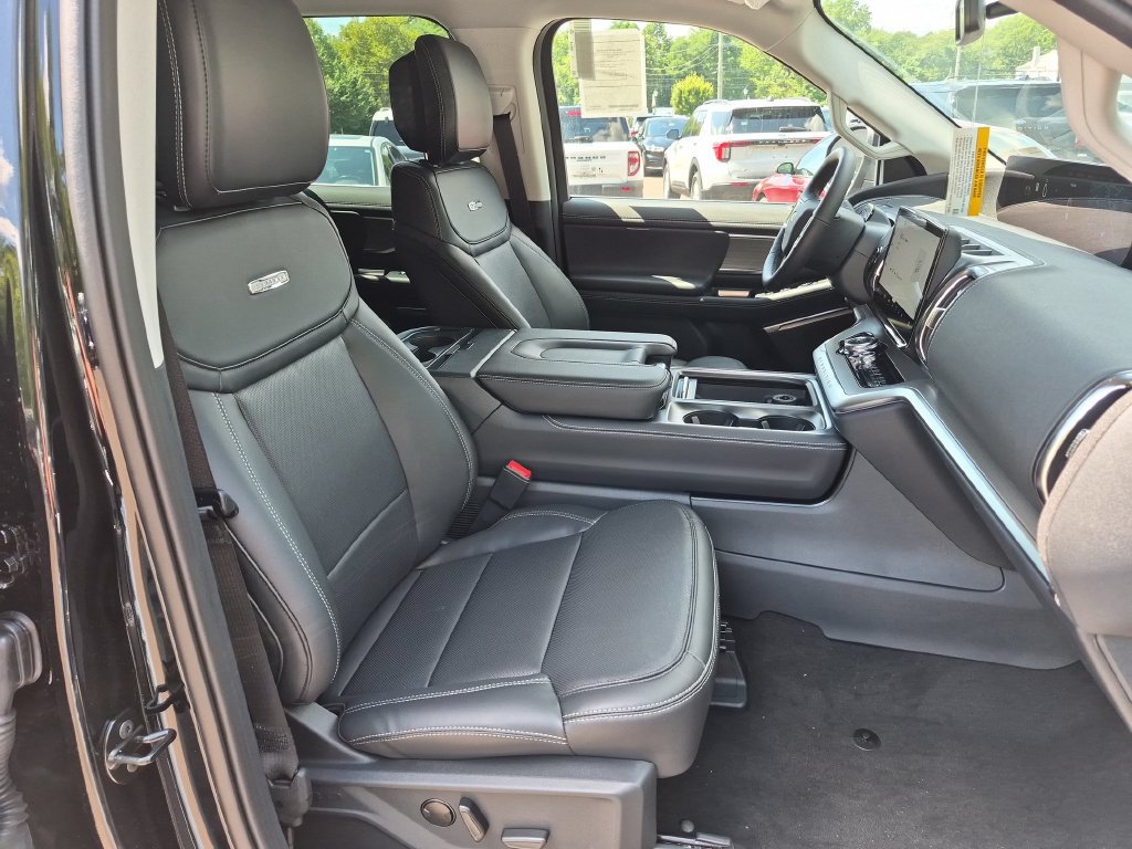New 2027 Ford Expedition Platinum AWD/4WD image 27