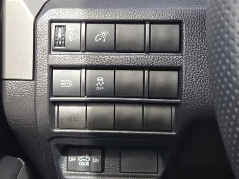 Used 2024 Toyota Tacoma TRD Off-Road image 24