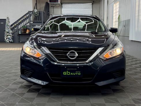 Used 2018 Nissan Altima 2.5 S w/ S Convenience Package image 2